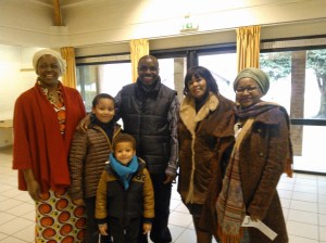 pere Charles avec paroissiens Mars 2016